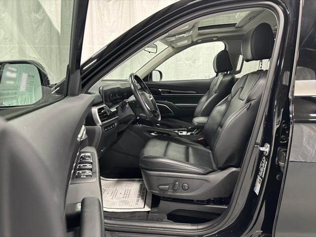 used 2025 Kia Telluride car, priced at $37,995
