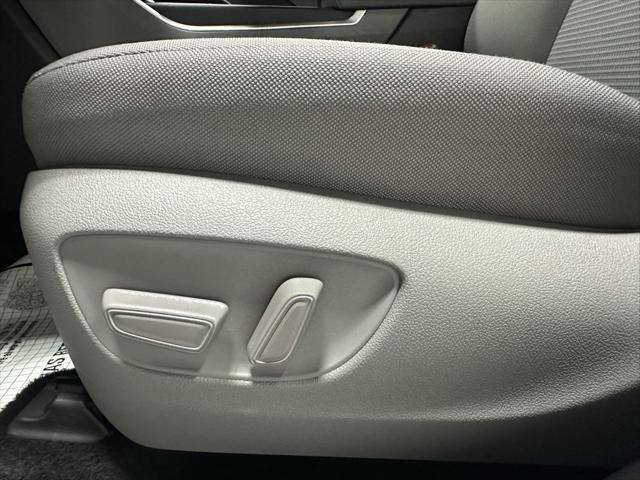 used 2024 Toyota Highlander car, priced at $38,495