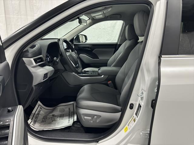 used 2024 Toyota Highlander car, priced at $38,495