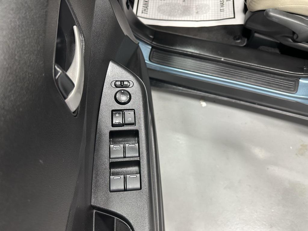 used 2015 Honda CR-V car, priced at $11,995