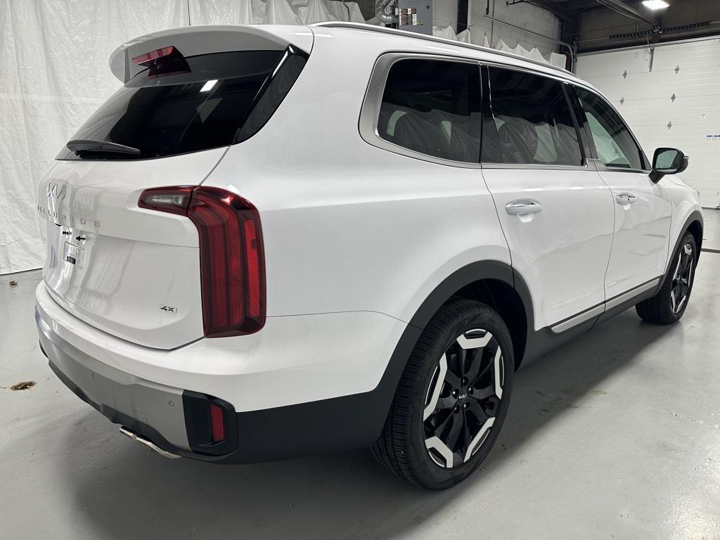 used 2025 Kia Telluride car, priced at $36,995