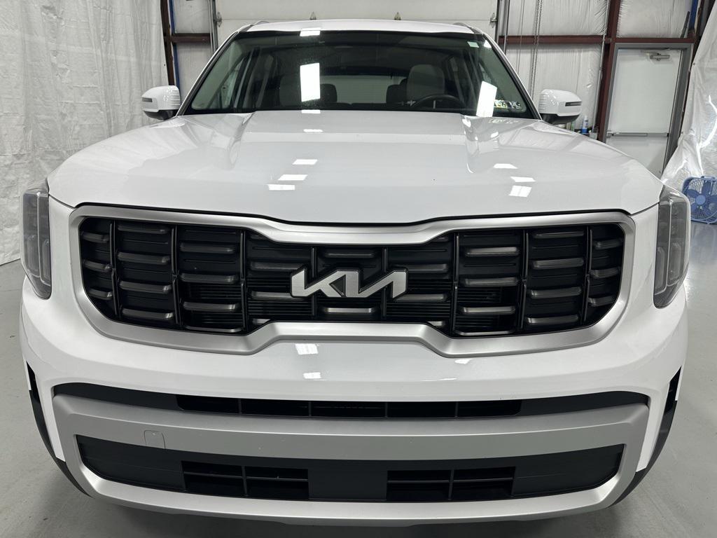 used 2025 Kia Telluride car, priced at $36,995