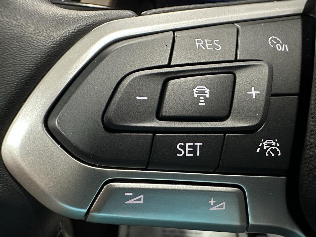 used 2025 Volkswagen Atlas car, priced at $36,495
