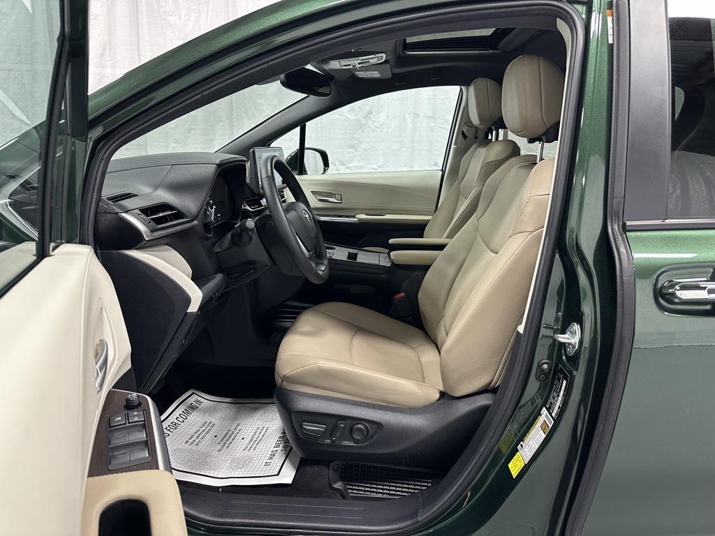 used 2024 Toyota Sienna car, priced at $43,495