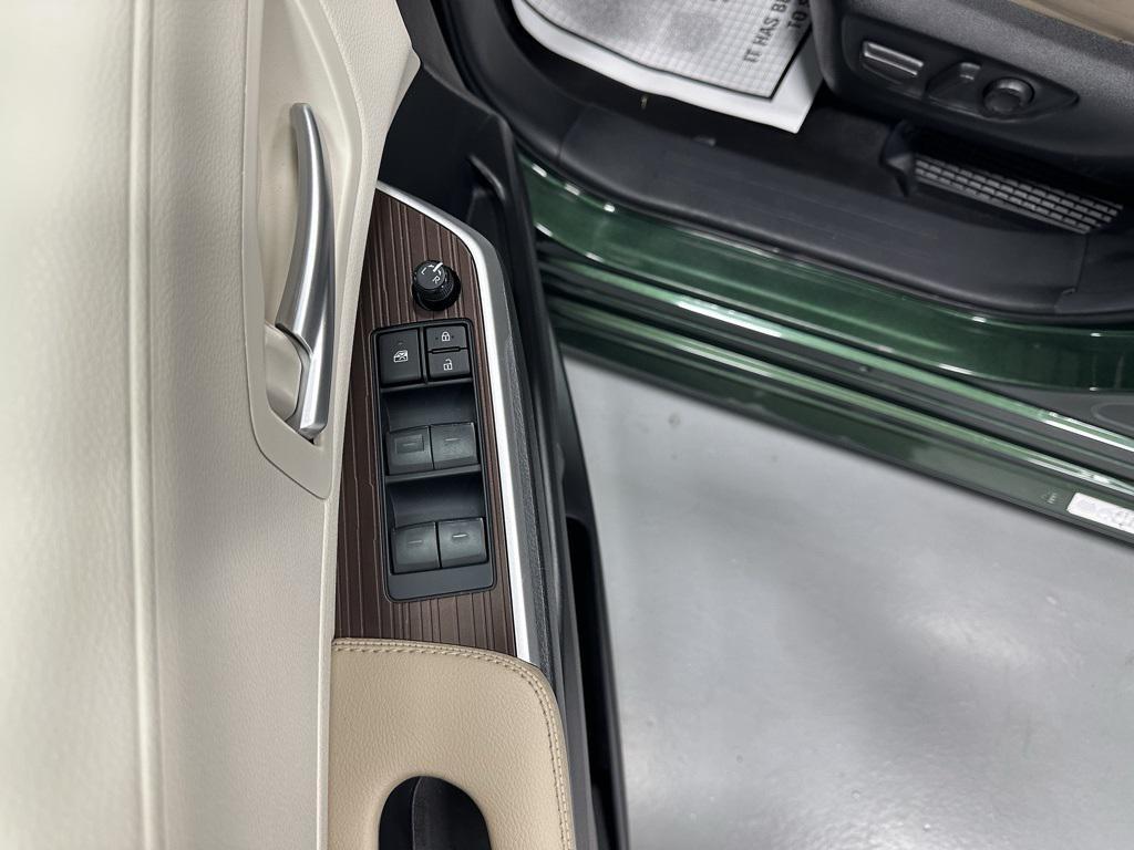 used 2024 Toyota Sienna car, priced at $43,495