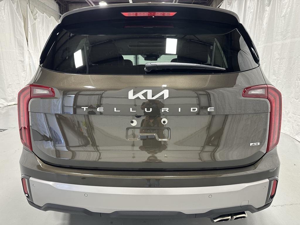 used 2025 Kia Telluride car, priced at $37,495