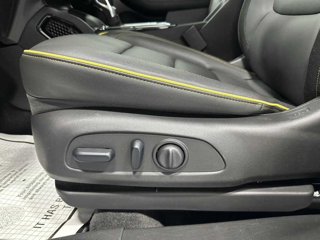 used 2024 Chevrolet TrailBlazer car, priced at $25,495