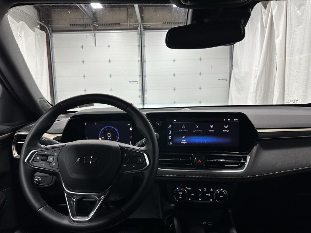 used 2024 Chevrolet TrailBlazer car, priced at $25,495