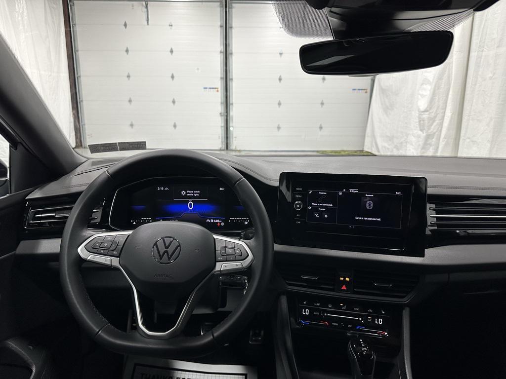 used 2025 Volkswagen Jetta car