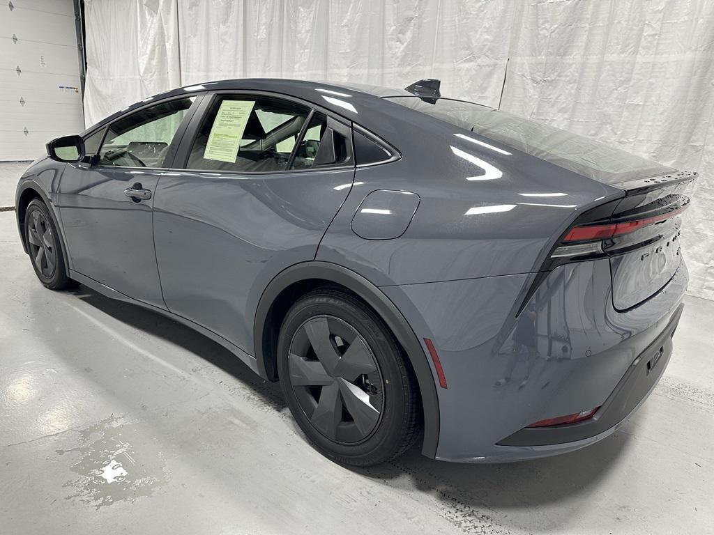 used 2025 Toyota Prius car