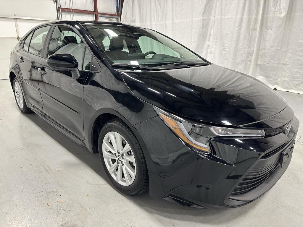 used 2025 Toyota Corolla car