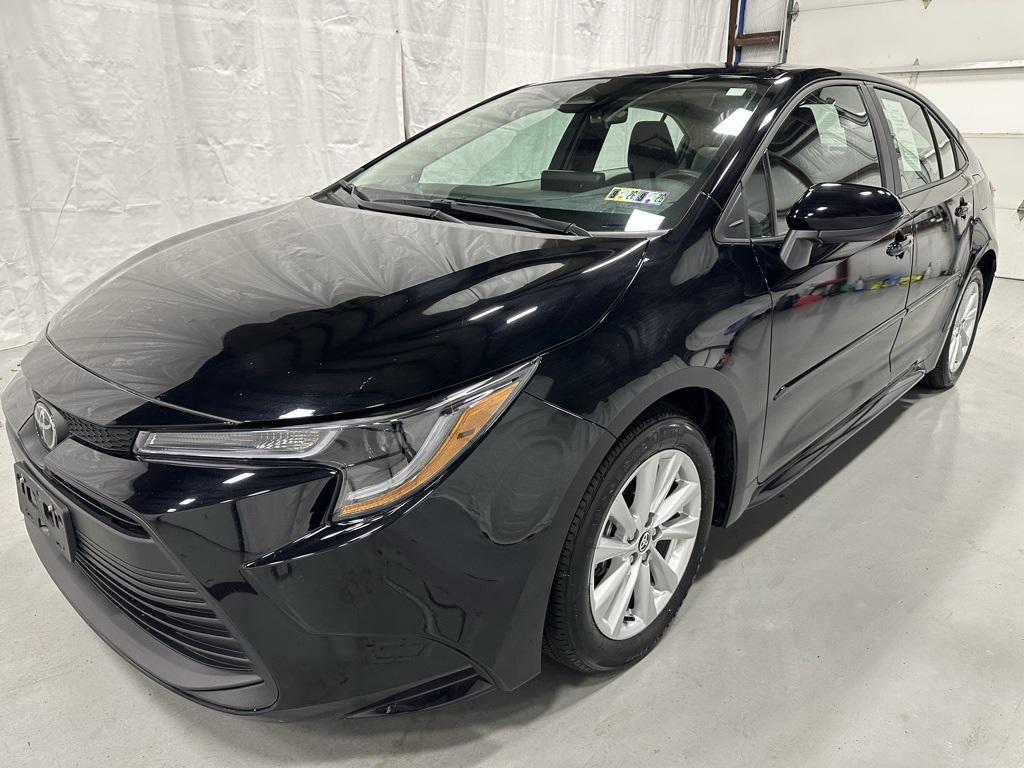used 2025 Toyota Corolla car
