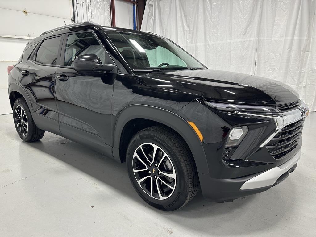 used 2024 Chevrolet TrailBlazer car, priced at $22,795