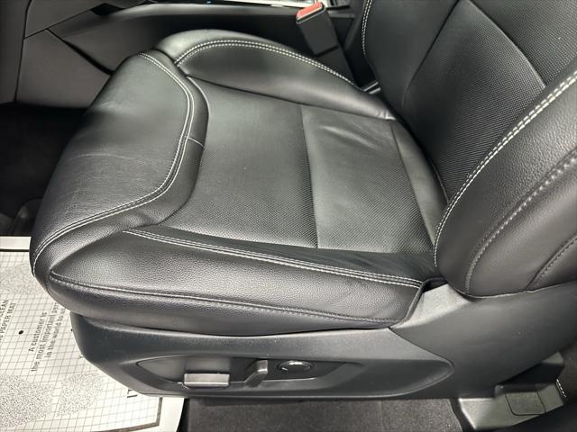 used 2022 Ford Explorer car