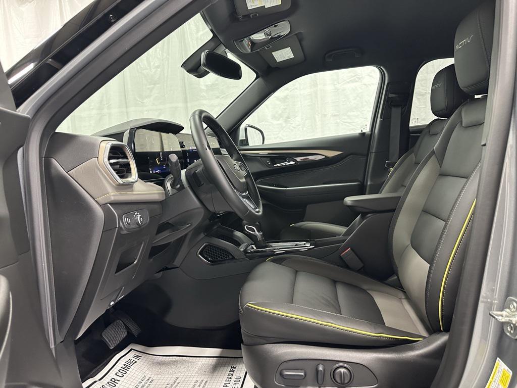 used 2024 Chevrolet TrailBlazer car, priced at $25,995
