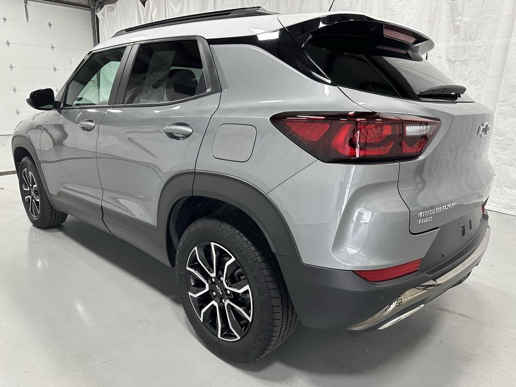 used 2024 Chevrolet TrailBlazer car, priced at $25,995