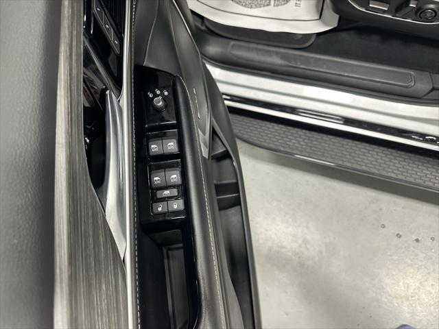 used 2024 Jeep Wagoneer L car, priced at $52,995