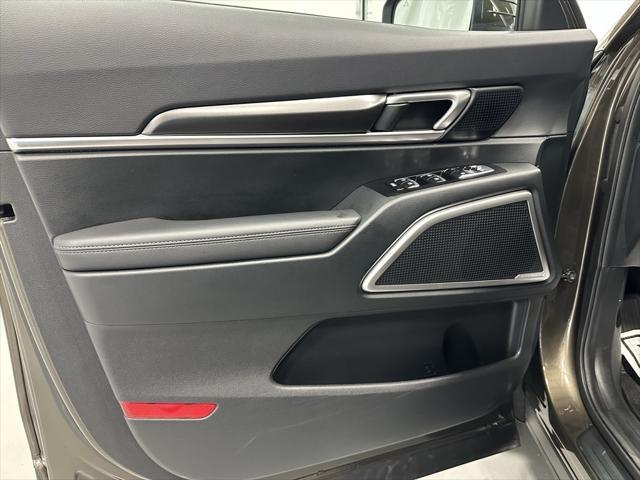 used 2025 Kia Telluride car, priced at $38,495