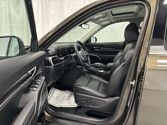 used 2025 Kia Telluride car, priced at $38,495
