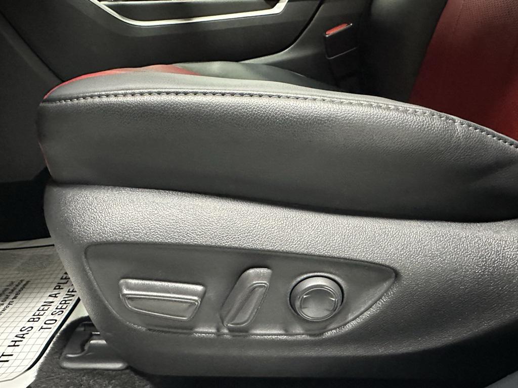 used 2025 Toyota Highlander car, priced at $45,495