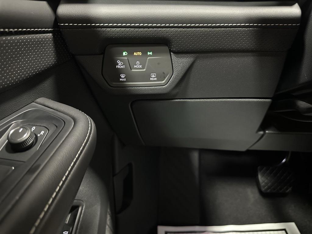 used 2025 Volkswagen Atlas car, priced at $38,495