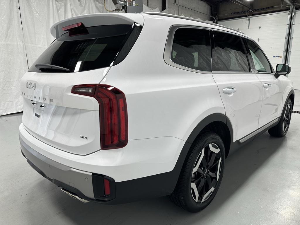 used 2025 Kia Telluride car