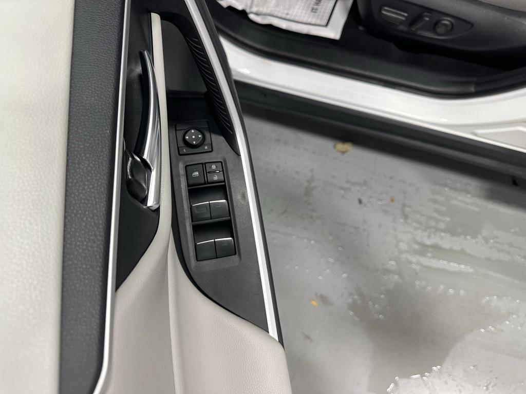 used 2025 Toyota RAV4 Hybrid car, priced at $32,995