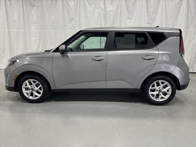 used 2024 Kia Soul car, priced at $17,495