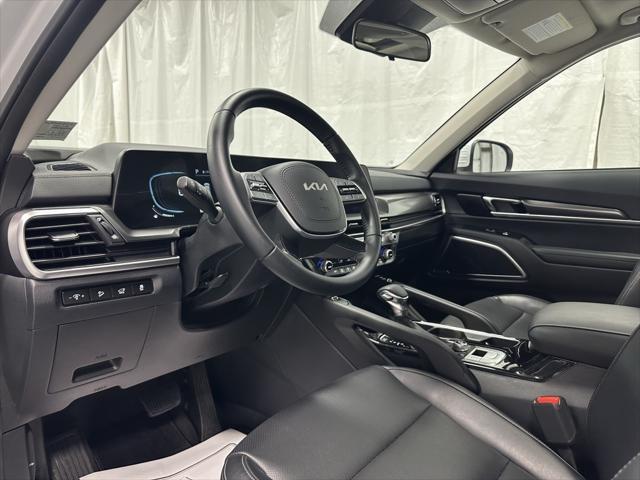 used 2025 Kia Telluride car, priced at $38,495