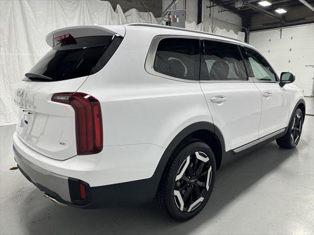 used 2025 Kia Telluride car, priced at $38,495