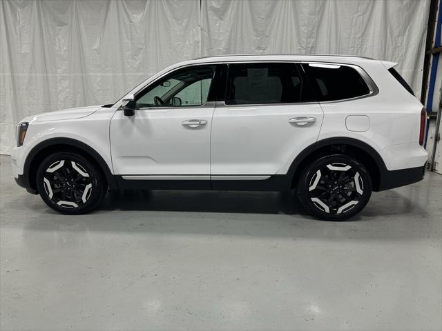 used 2025 Kia Telluride car, priced at $38,495