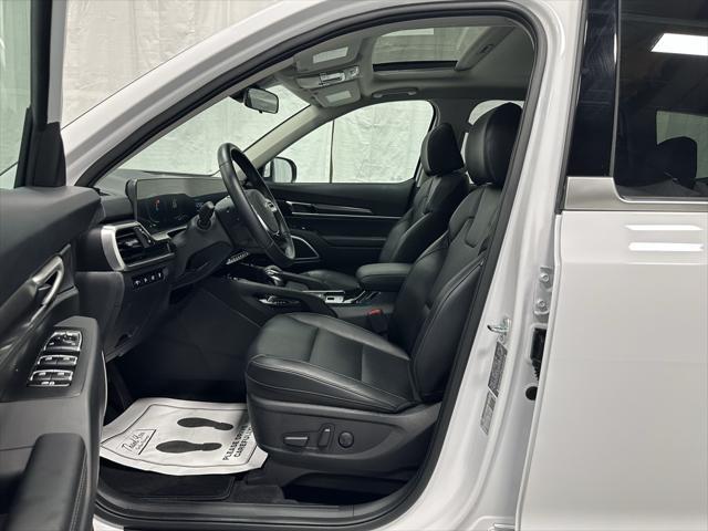 used 2025 Kia Telluride car, priced at $38,495