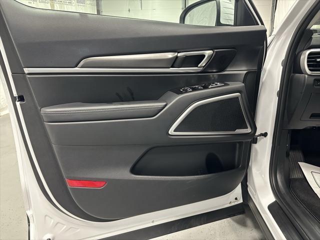 used 2025 Kia Telluride car, priced at $38,495