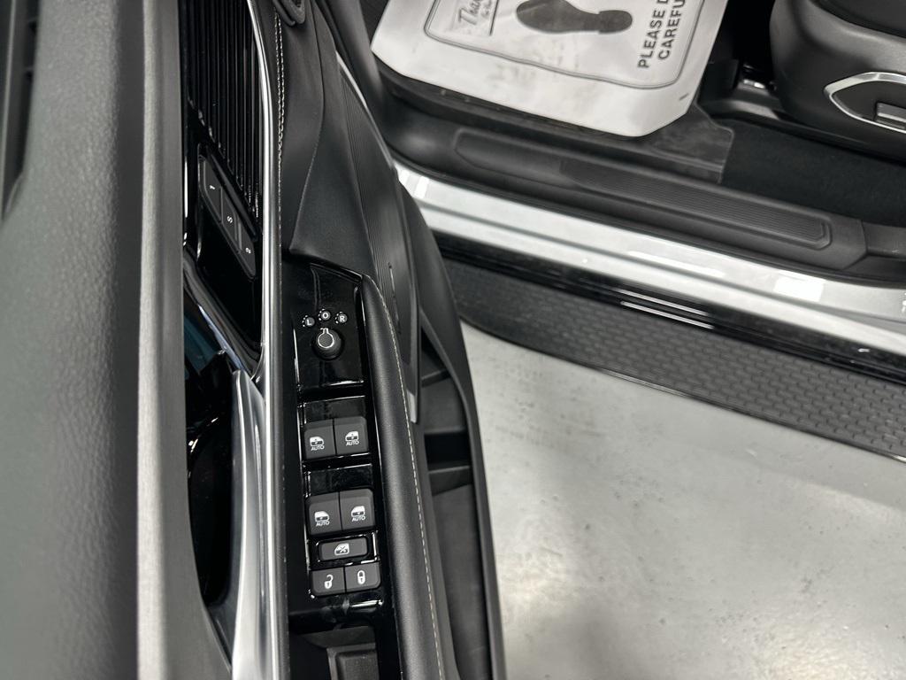 used 2024 Jeep Wagoneer L car, priced at $57,495