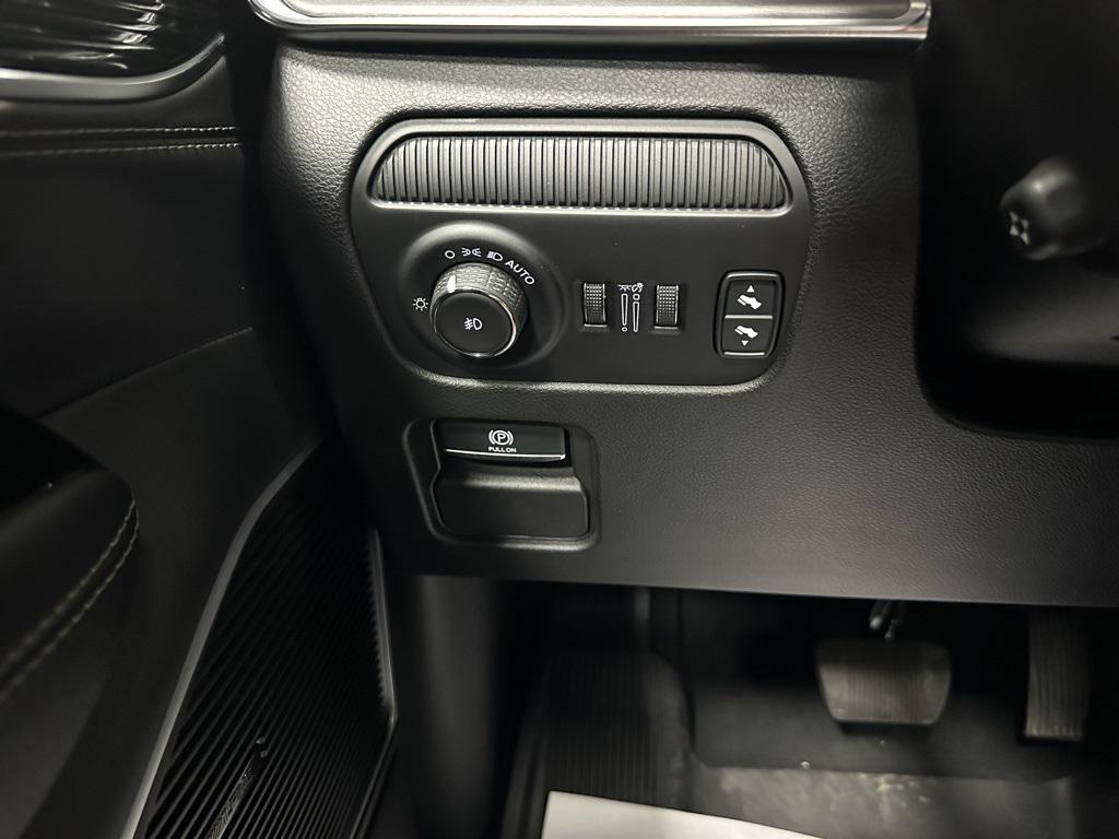 used 2024 Jeep Wagoneer L car, priced at $57,495