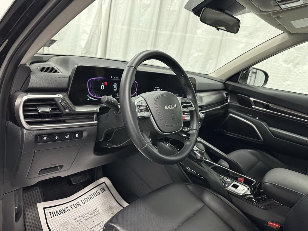 used 2025 Kia Telluride car, priced at $35,495