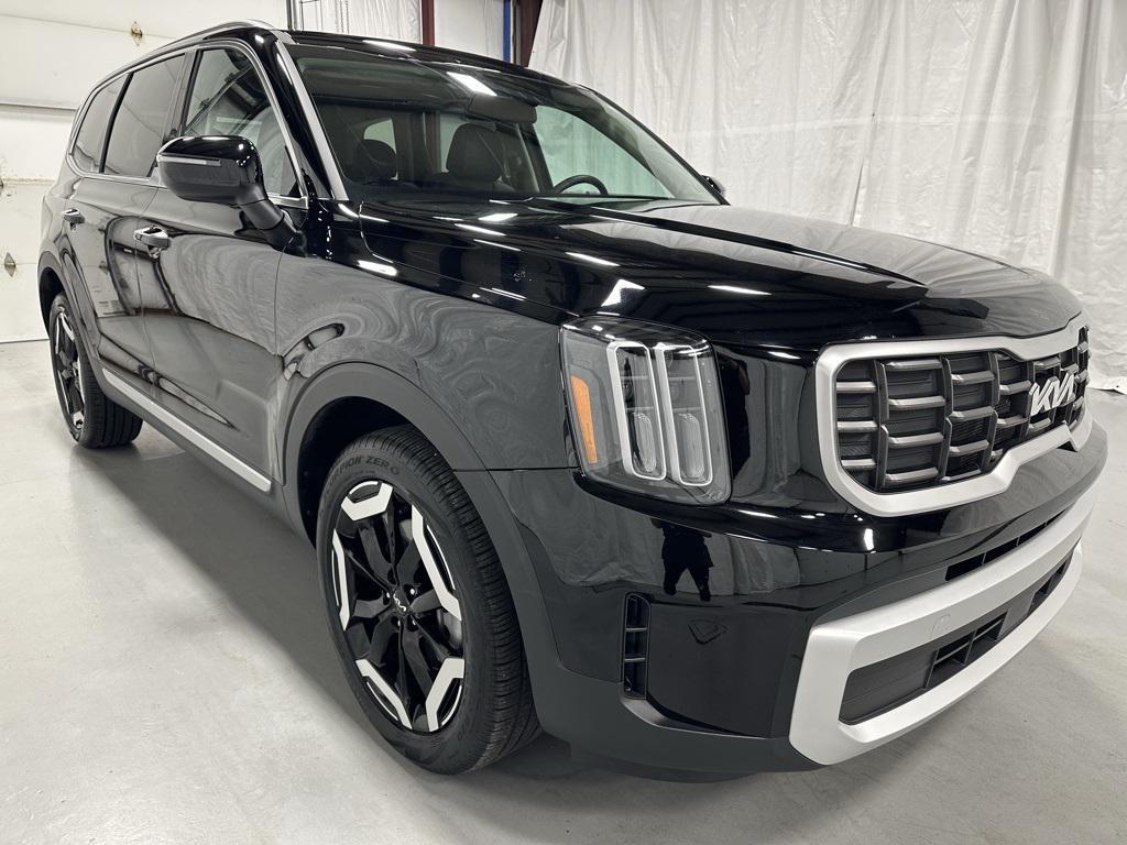 used 2025 Kia Telluride car