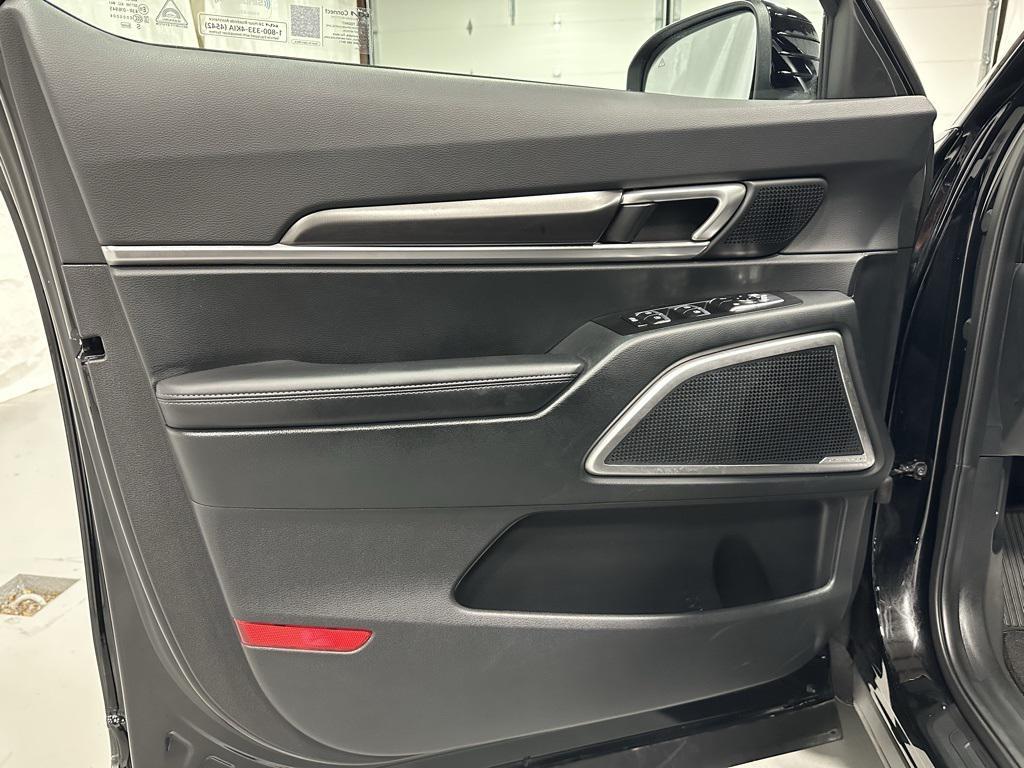 used 2025 Kia Telluride car, priced at $35,495