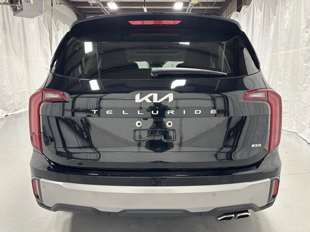used 2025 Kia Telluride car, priced at $35,495