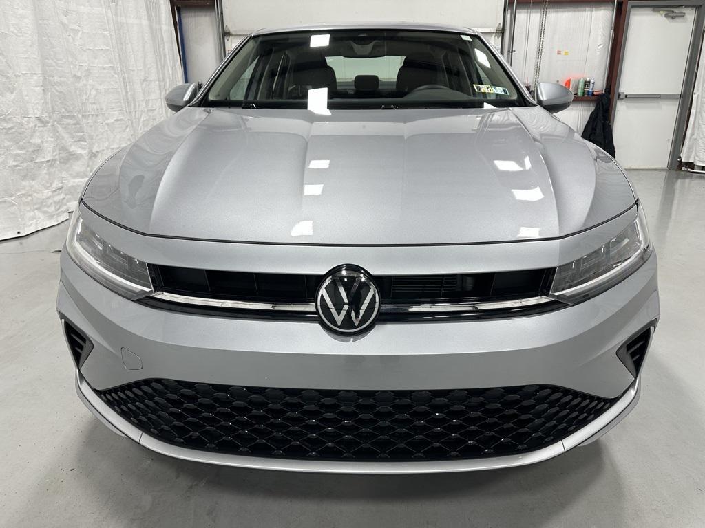 used 2025 Volkswagen Jetta car