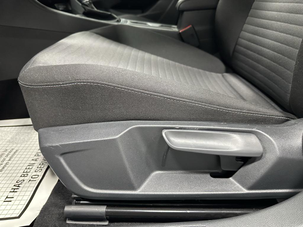 used 2025 Volkswagen Jetta car