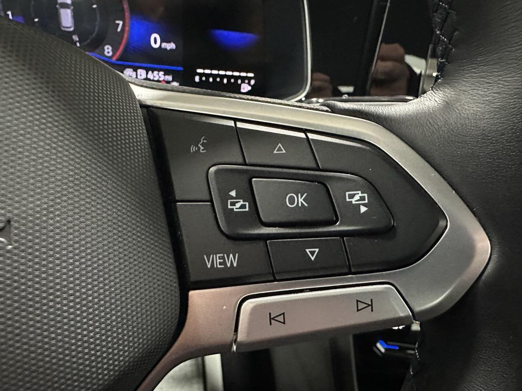 used 2025 Volkswagen Jetta car