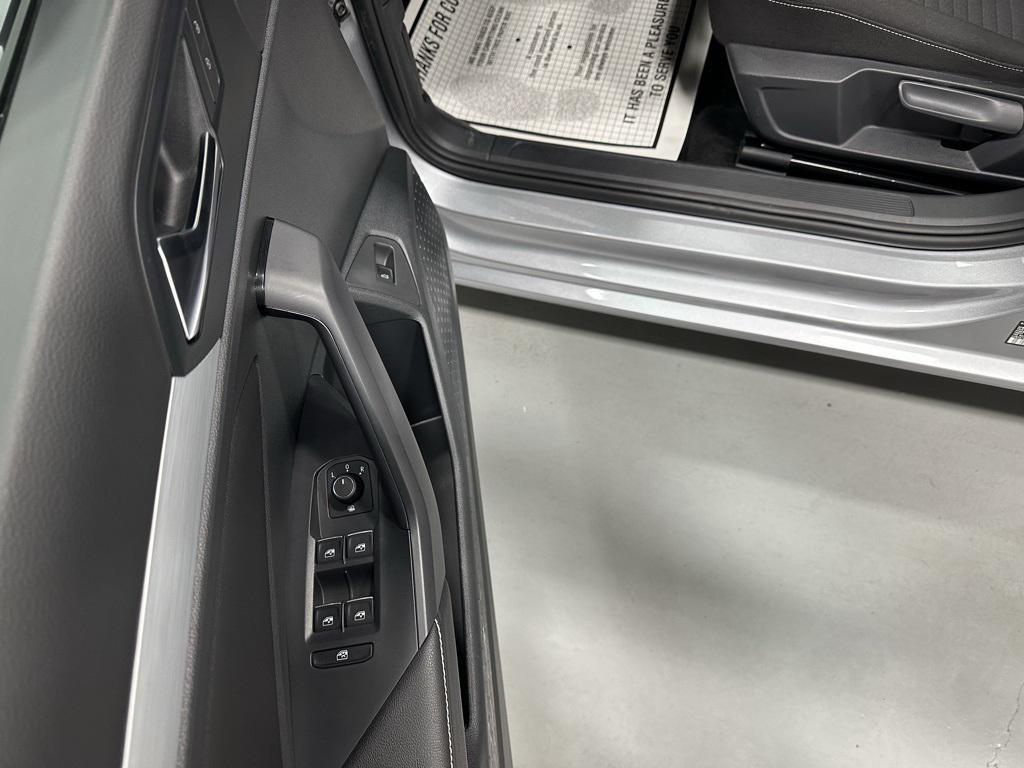 used 2025 Volkswagen Jetta car