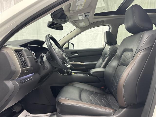 used 2022 Nissan Pathfinder car, priced at $31,995