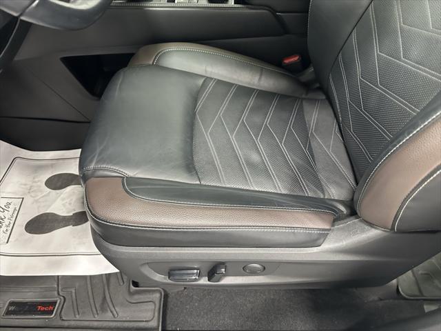 used 2022 Nissan Pathfinder car, priced at $31,995