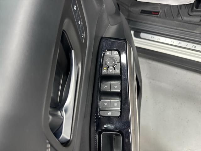 used 2022 Nissan Pathfinder car, priced at $31,995
