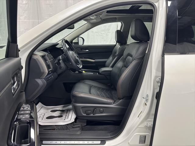 used 2022 Nissan Pathfinder car, priced at $31,995