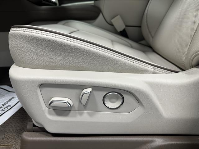 used 2025 GMC Yukon XL car, priced at $81,995