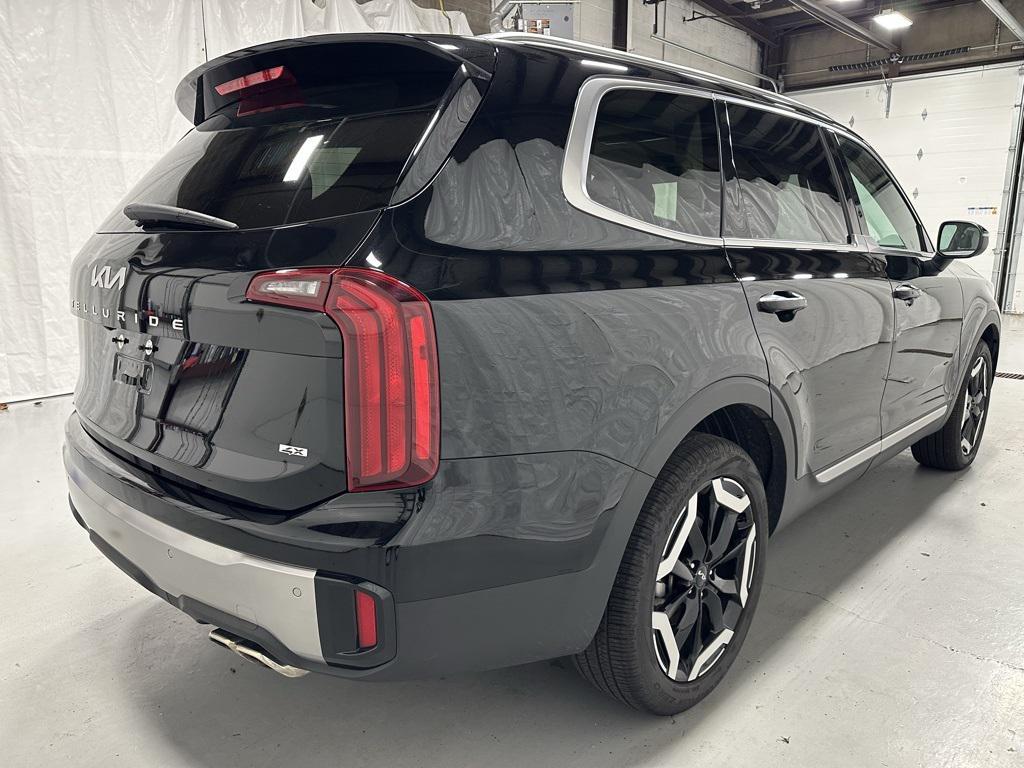 used 2025 Kia Telluride car, priced at $35,995