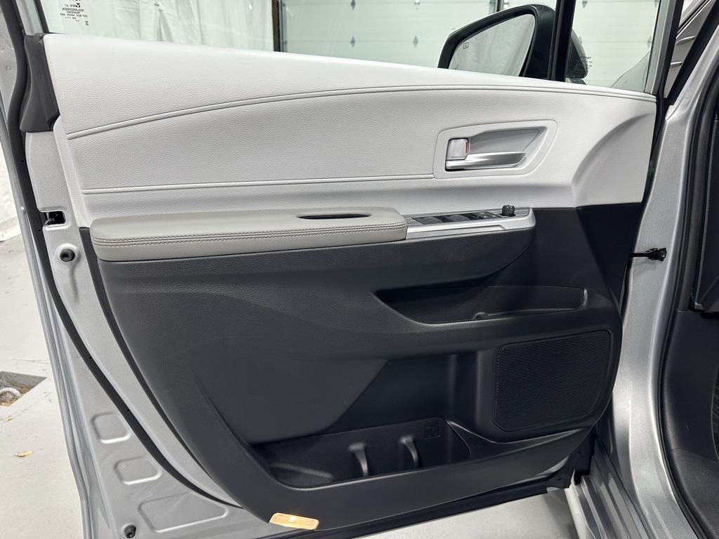 used 2025 Toyota Sienna car, priced at $43,495